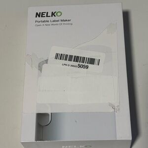 Nelko p21 portable label‎ maker